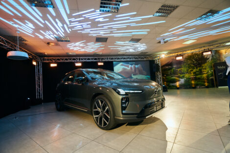 Bemutatkozott a Schneider Autóházban az új Volvo EX60