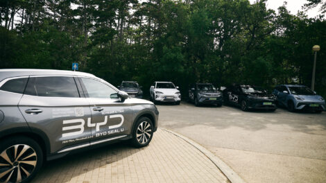 BYD Schneider roadshow a város felett