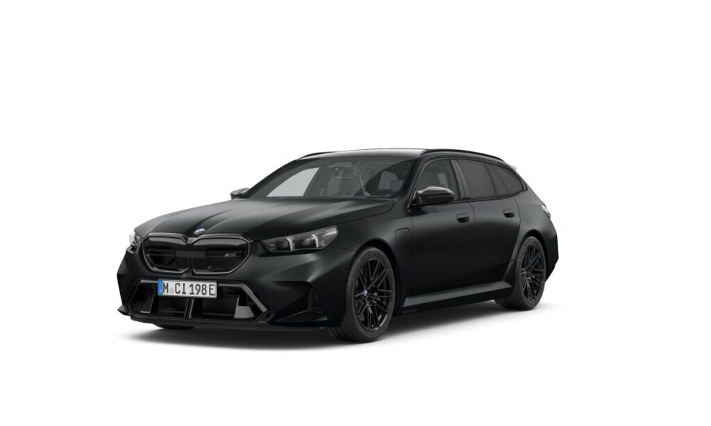 VEHICLE_VIEW_030_BMW M5 Touring_1780478481316