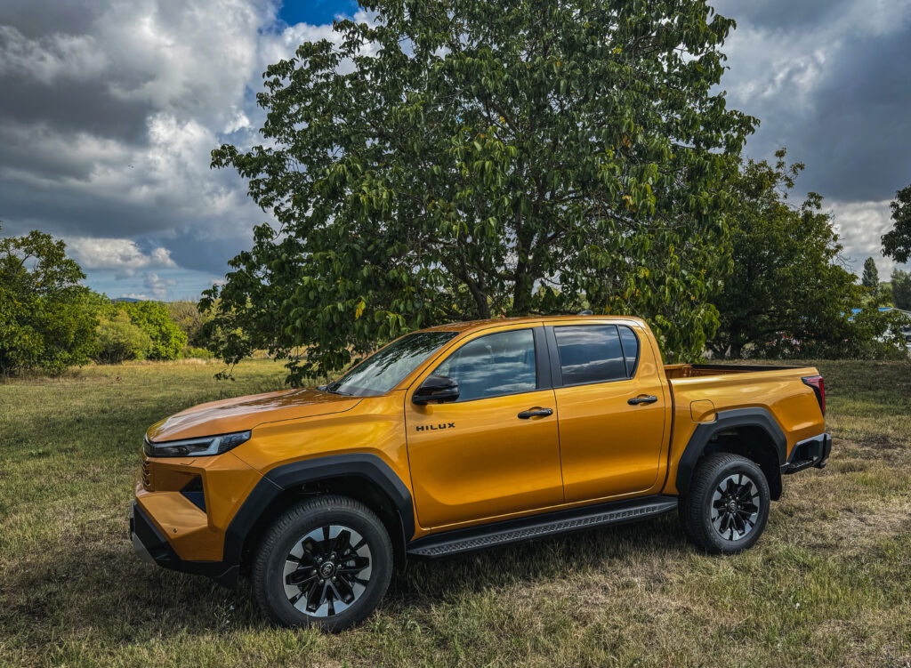 toyota-hilux